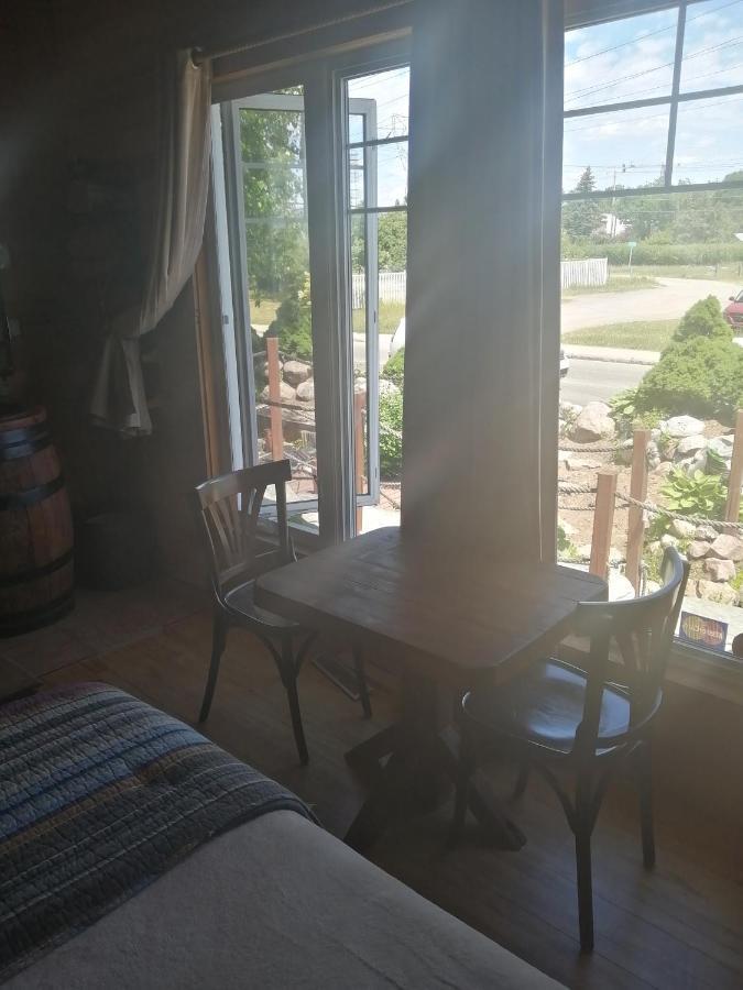 L'Oasis Du Pirate Bed & Breakfast Lévis Eksteriør bilde