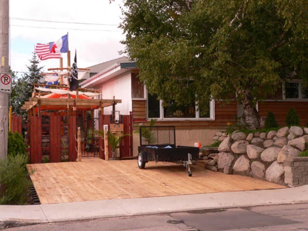 L'Oasis Du Pirate Bed & Breakfast Lévis Eksteriør bilde